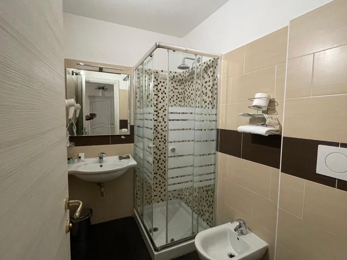 Ad Cavour Luxury Rooms - By Ad Roma Exterior foto