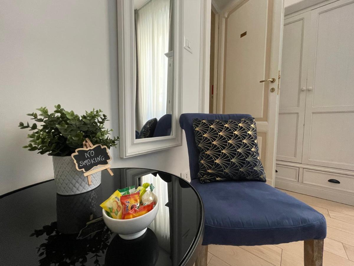 Ad Cavour Luxury Rooms - By Ad Roma Exterior foto