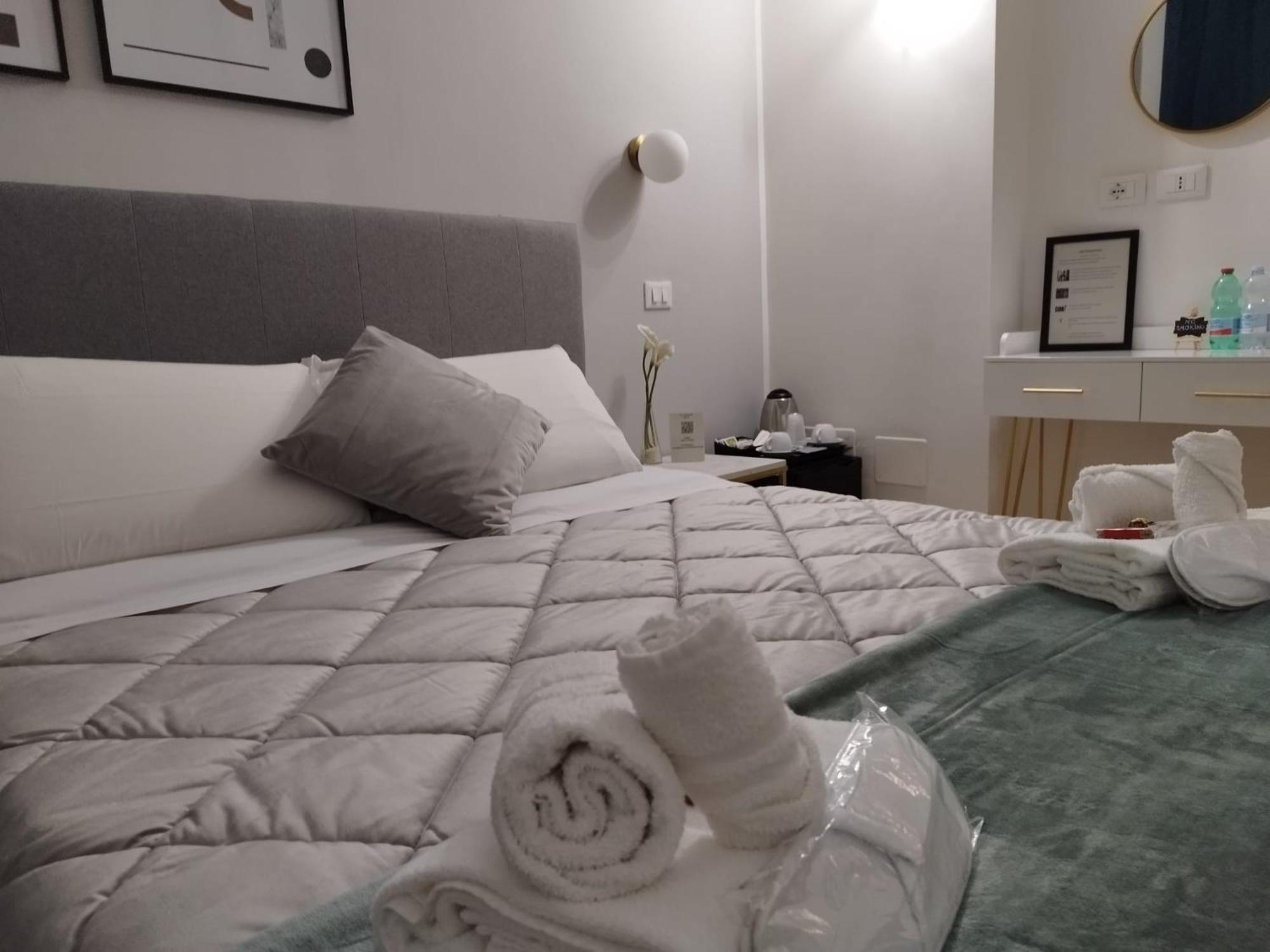 Ad Cavour Luxury Rooms - By Ad Roma Zimmer foto
